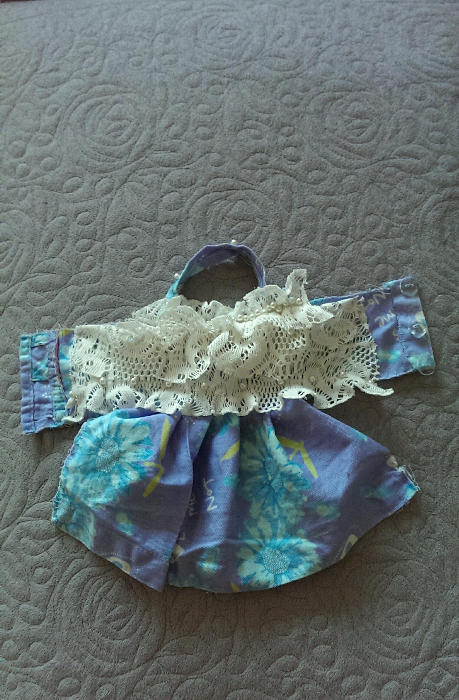 宠物狗狗的衣服怎么做