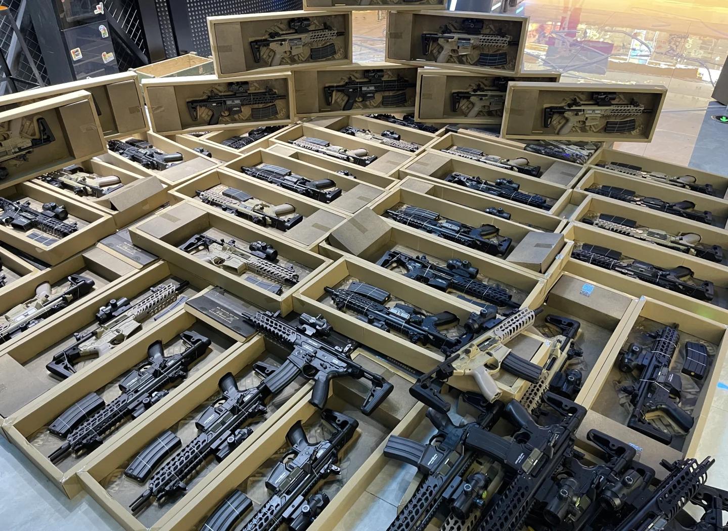 一套真人CS设备需要多少钱？