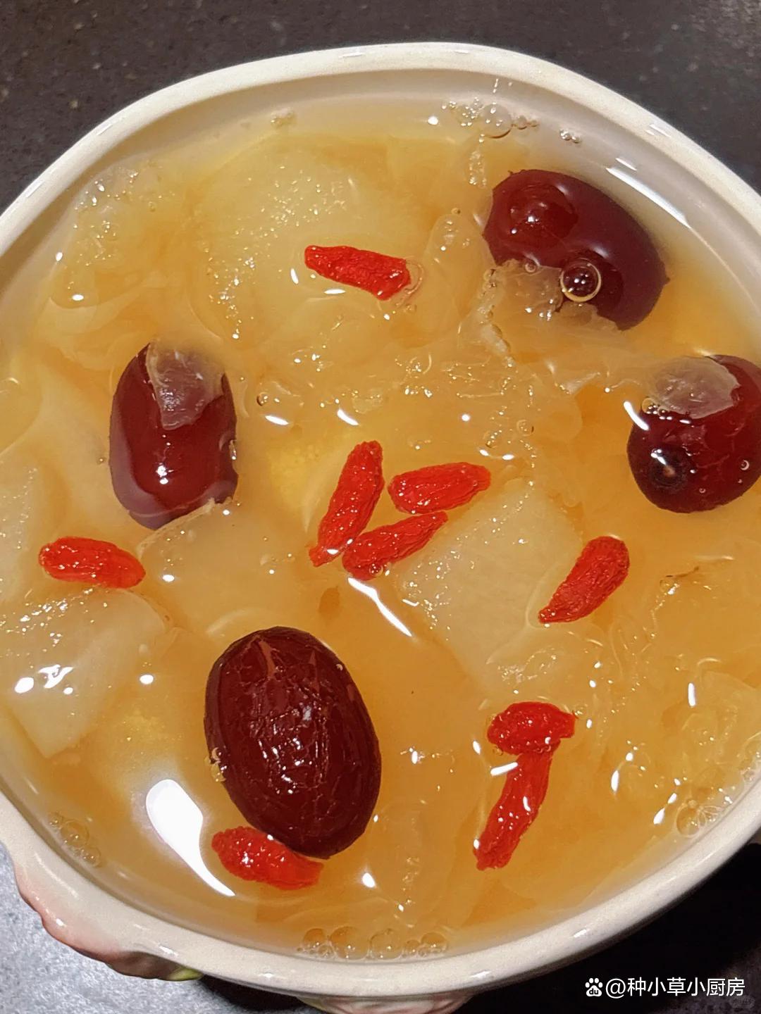 养生秋季润燥喝什么汤好